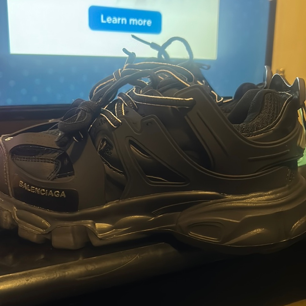 Balenciaga shoe